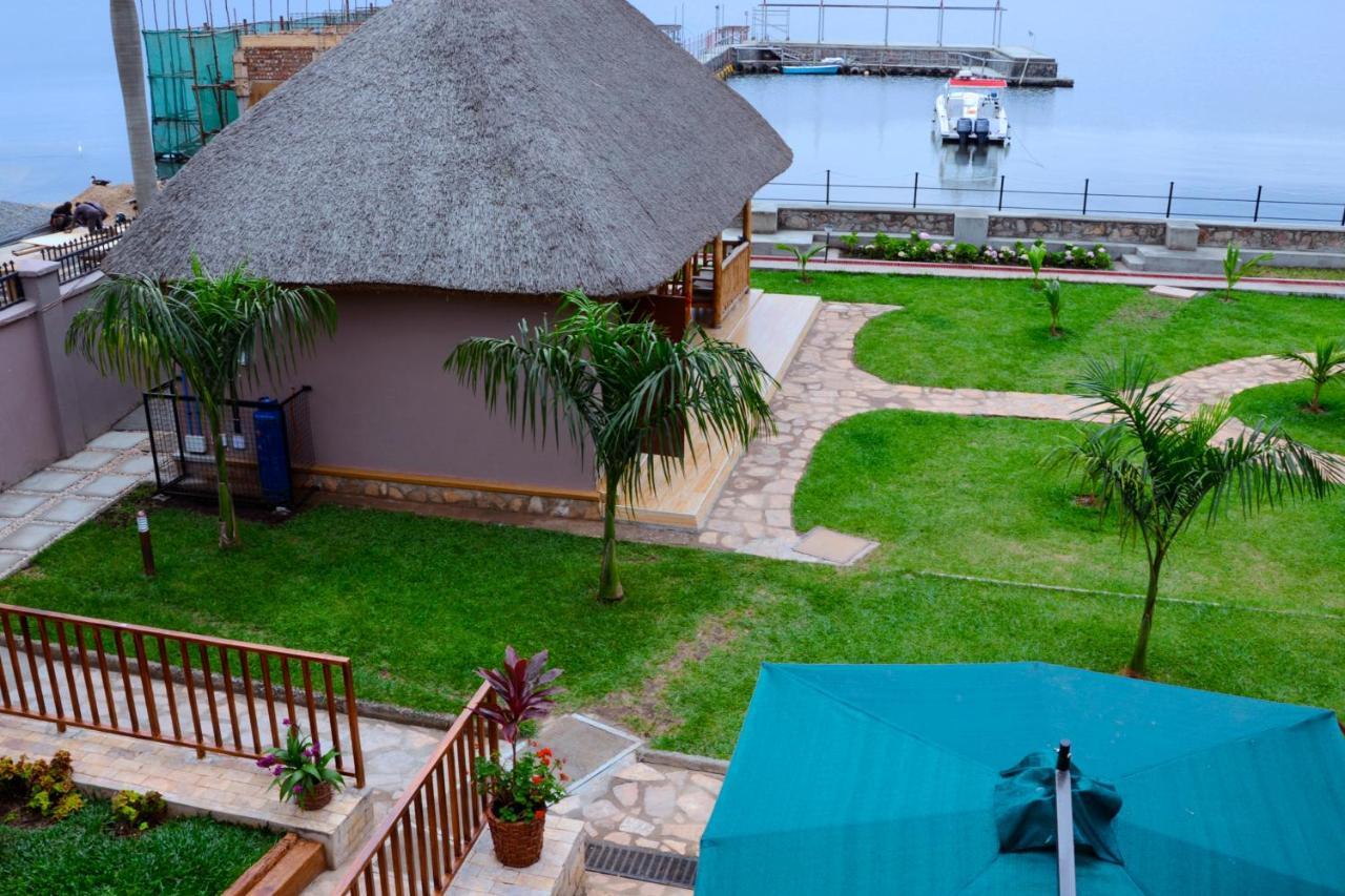 Pelican Lodge & Marina Entebbe Exterior photo